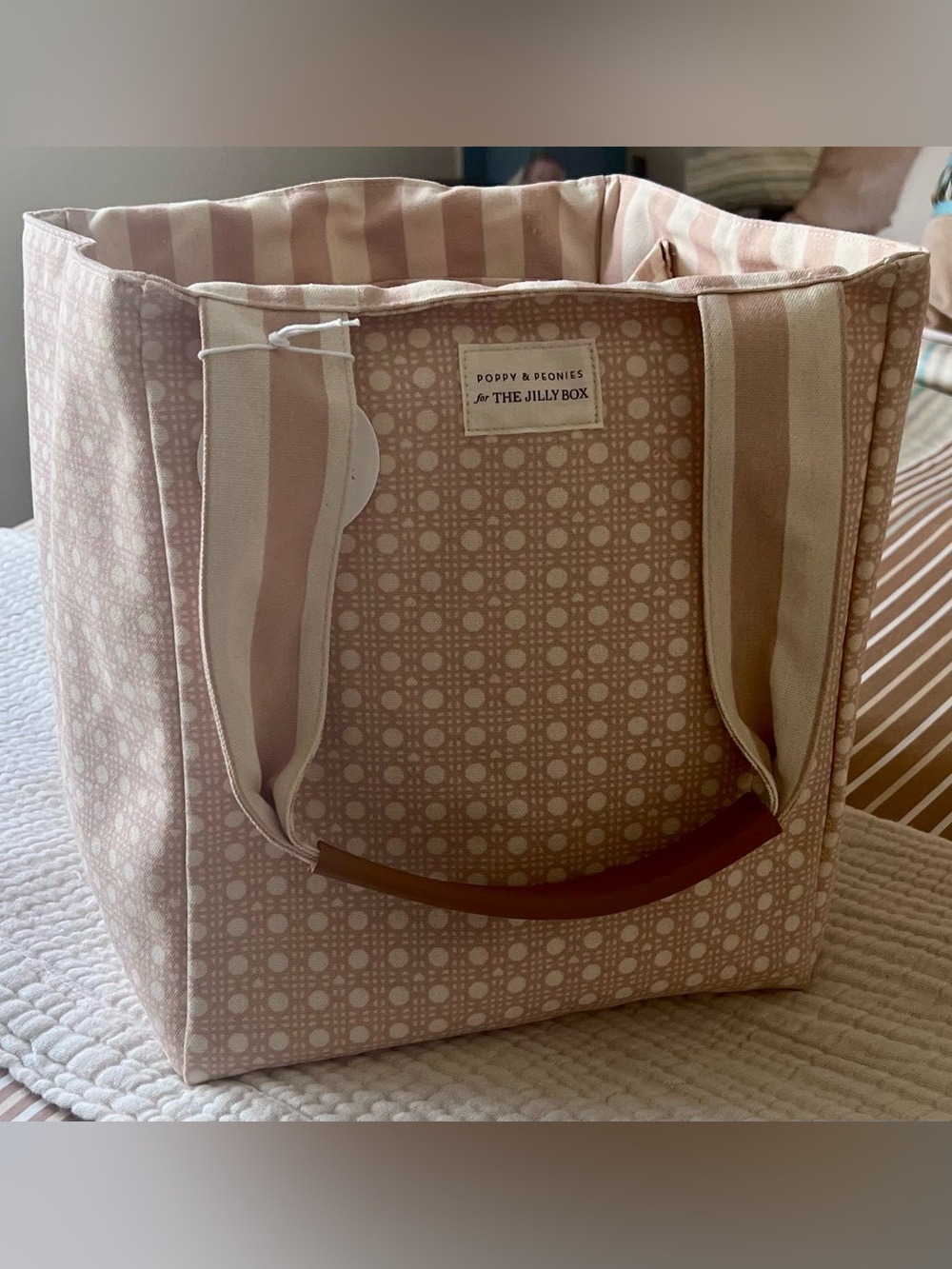Poppy & Peonies Light Pink Dot-Pattern Tote - Picture 2 of 4
